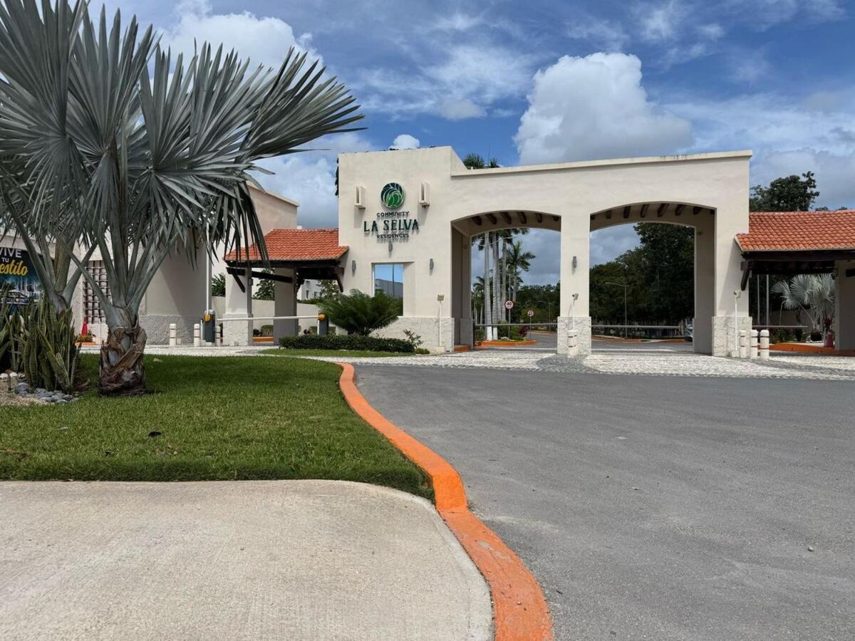 Depto Leon Welcomes With Open Arms! Apartamento Playa del Carmen
