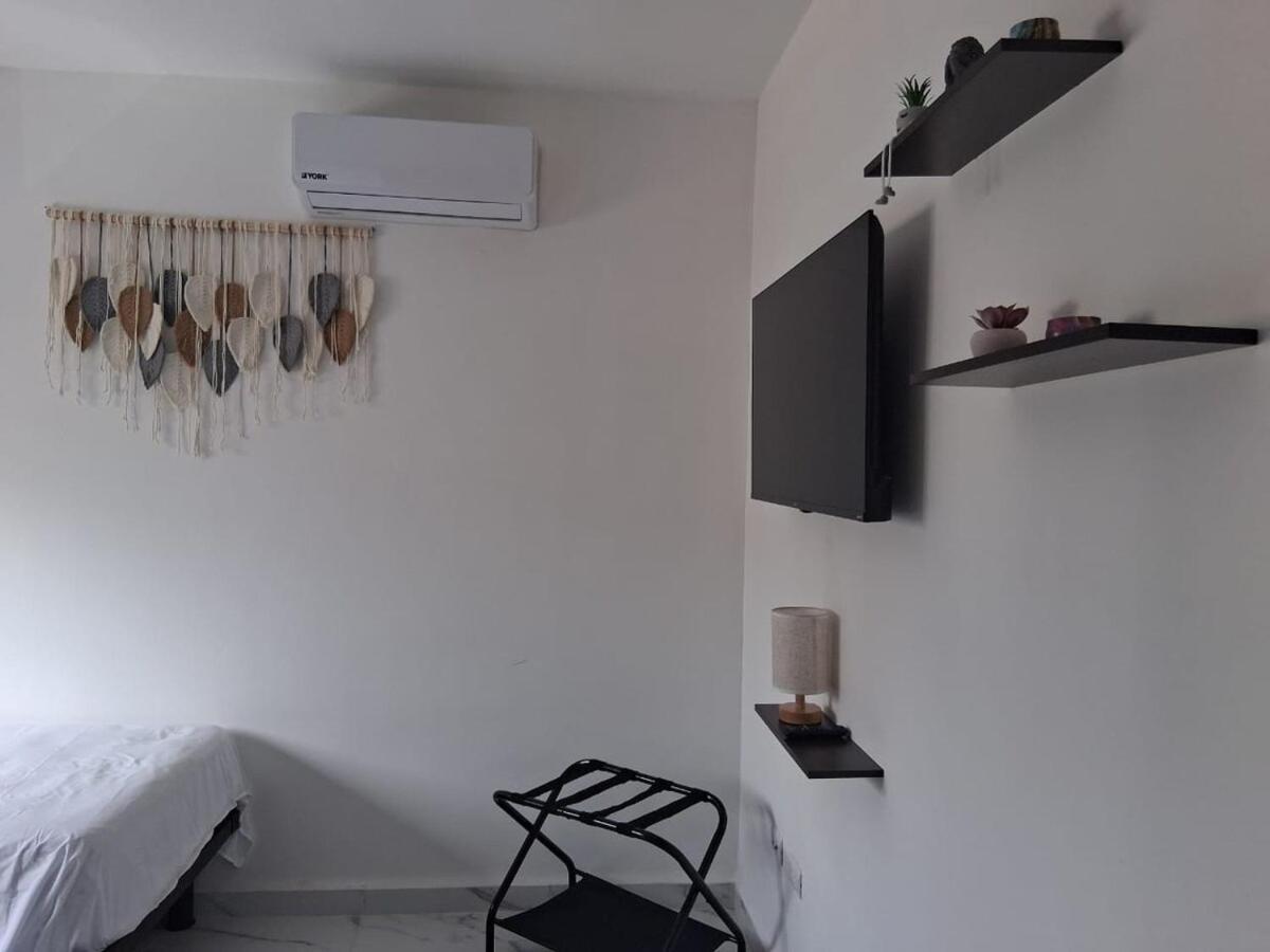 Apartamento Depto Leon Welcomes With Open Arms! *